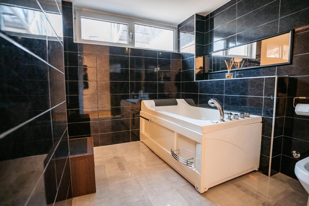 Magico Rooms & Apartments Ниш Экстерьер фото